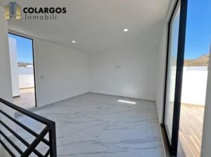 Casa En Venta, El Paraíso Residencial, Blvrd. Bosques De Sta Anita; Tlajomulco De Zúñiga, Jalisco